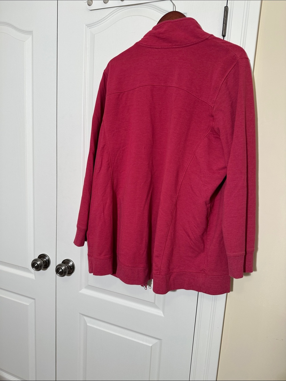 Full-Zip Crew Sweatshirt in Raspberry - Picture 10 of 13